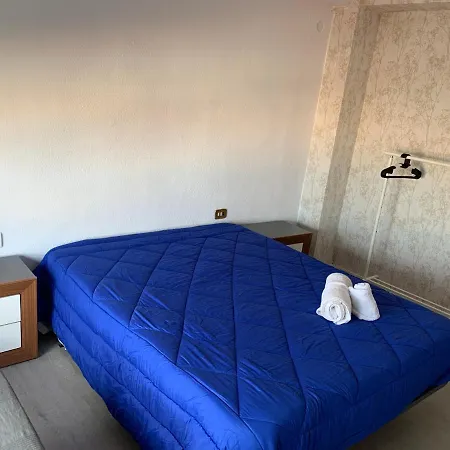 Rooms Parque Cabecera Habitación en casa particular